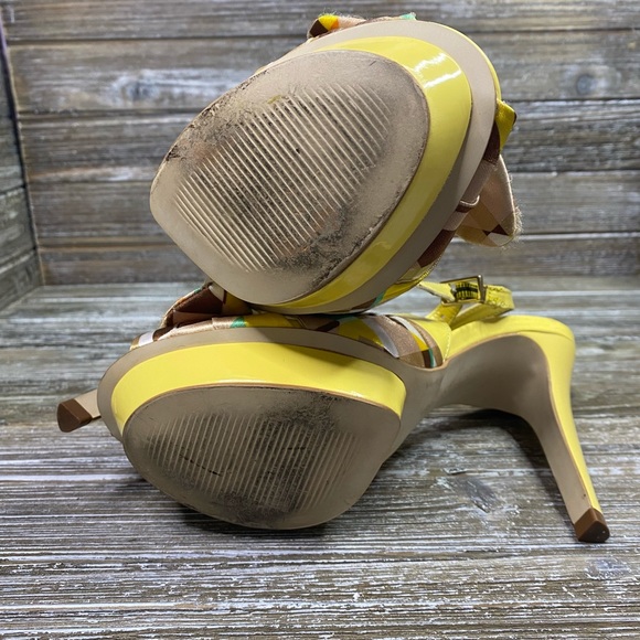 BCBGirls High Heels - Picture 8 of 8